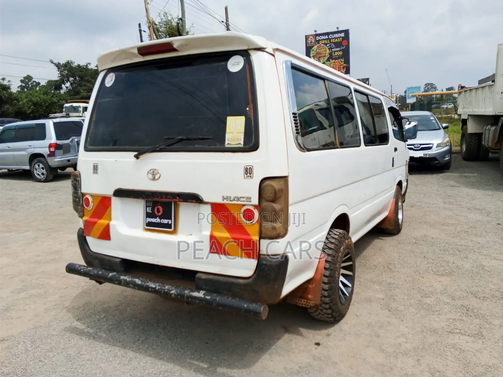 Toyota HiAce 1999 White
