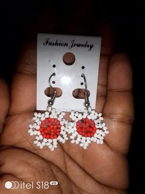 Handmade Beaded Flower Earrings – Custom Colors Available