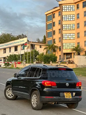 Volkswagen Tiguan 2014 Black
