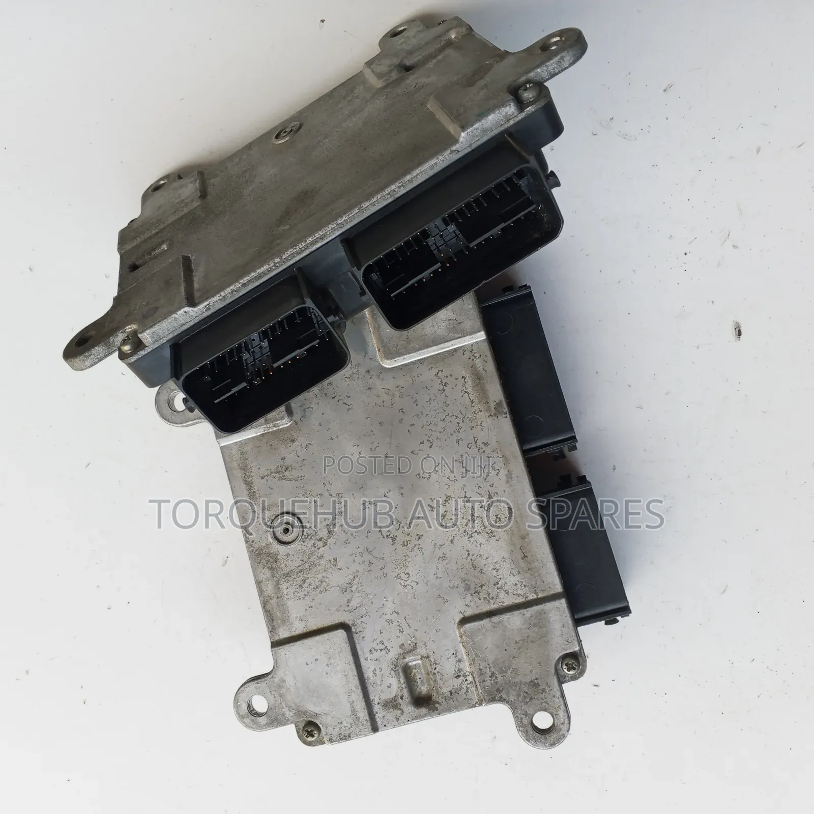 Mitsubishi Outlander 2006 Engine Control Unit