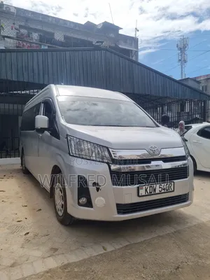 Toyota HiAce 2021 Silver