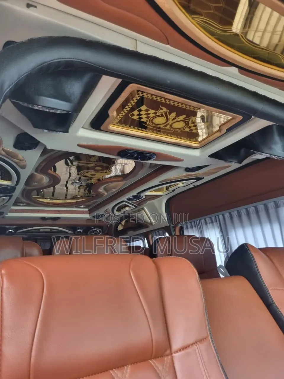 Toyota HiAce 2021 Silver