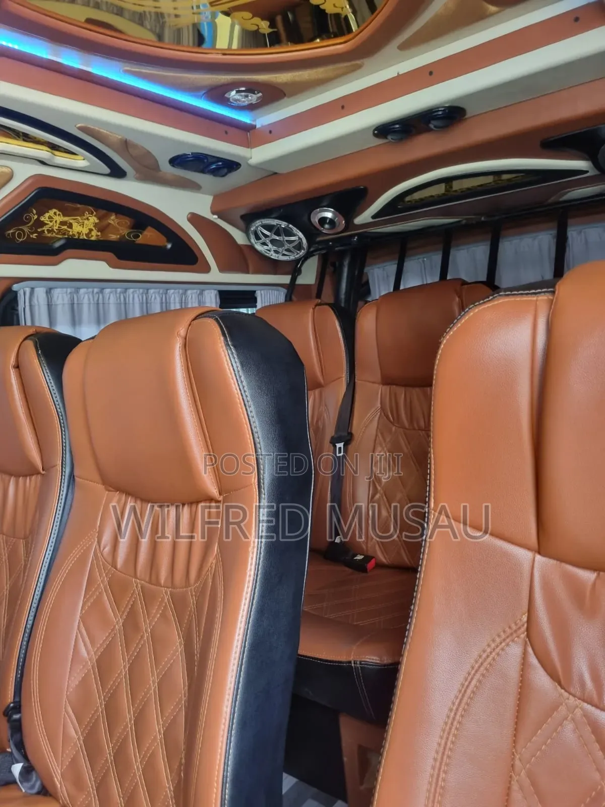 Toyota HiAce 2021 Silver