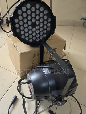 Full Color RGBW 54 Led Par Can Lights for Quality Stage Decor
