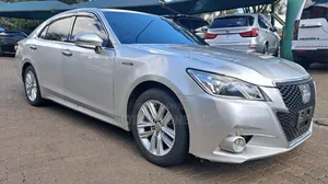 Toyota Crown 2013 Silver