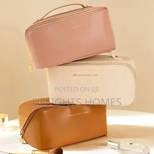 Multifunctional Waterproof Large Cosmetic Bag/Toiletries_hg