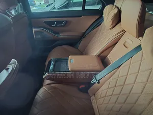 Mercedes-Benz S-Class 2022 Silver