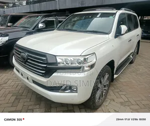 Toyota Land Cruiser 2016 Silver