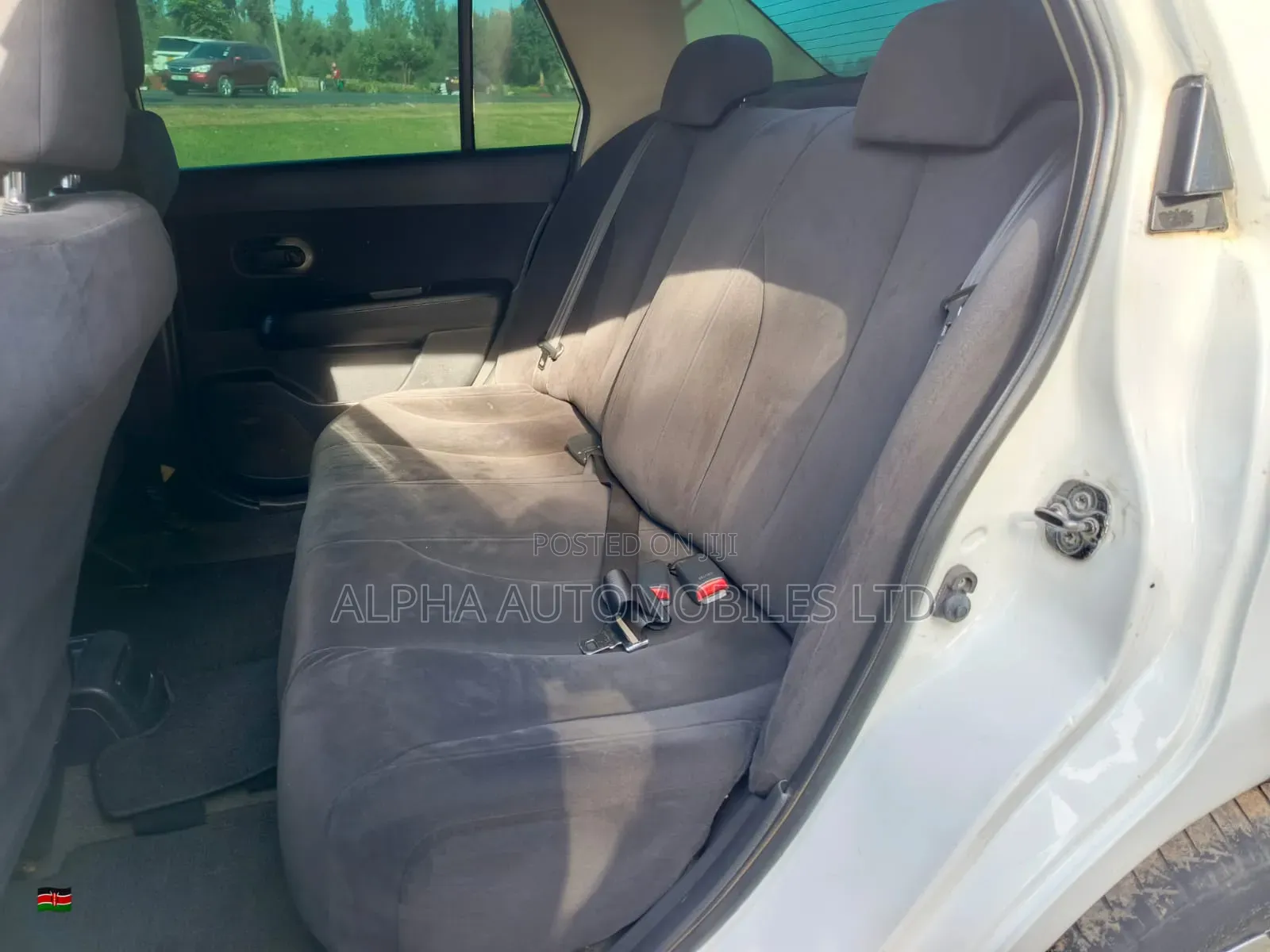 Nissan Tiida 2011 White