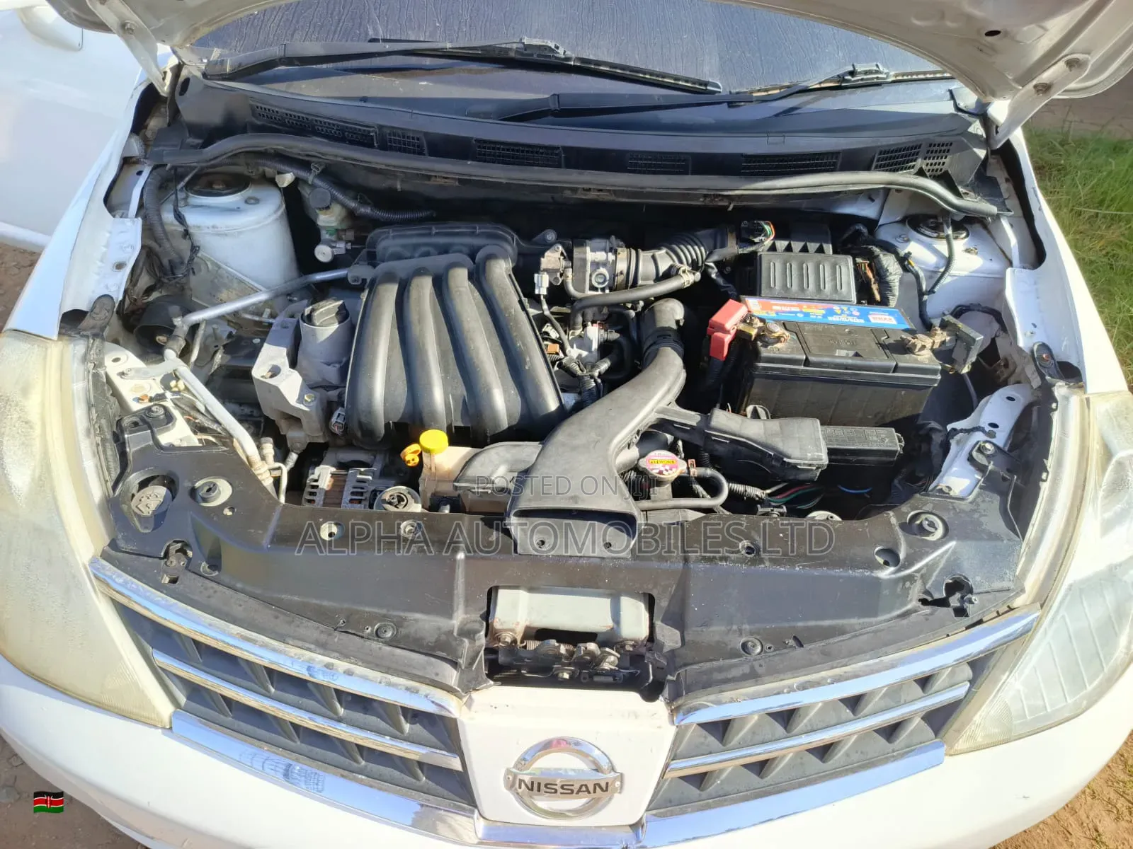 Nissan Tiida 2011 White