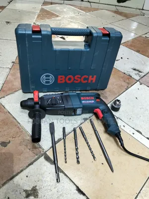 Bosch Rotary Hammer Hilt Drill 800 Watts 5 Bits Extra Chunk