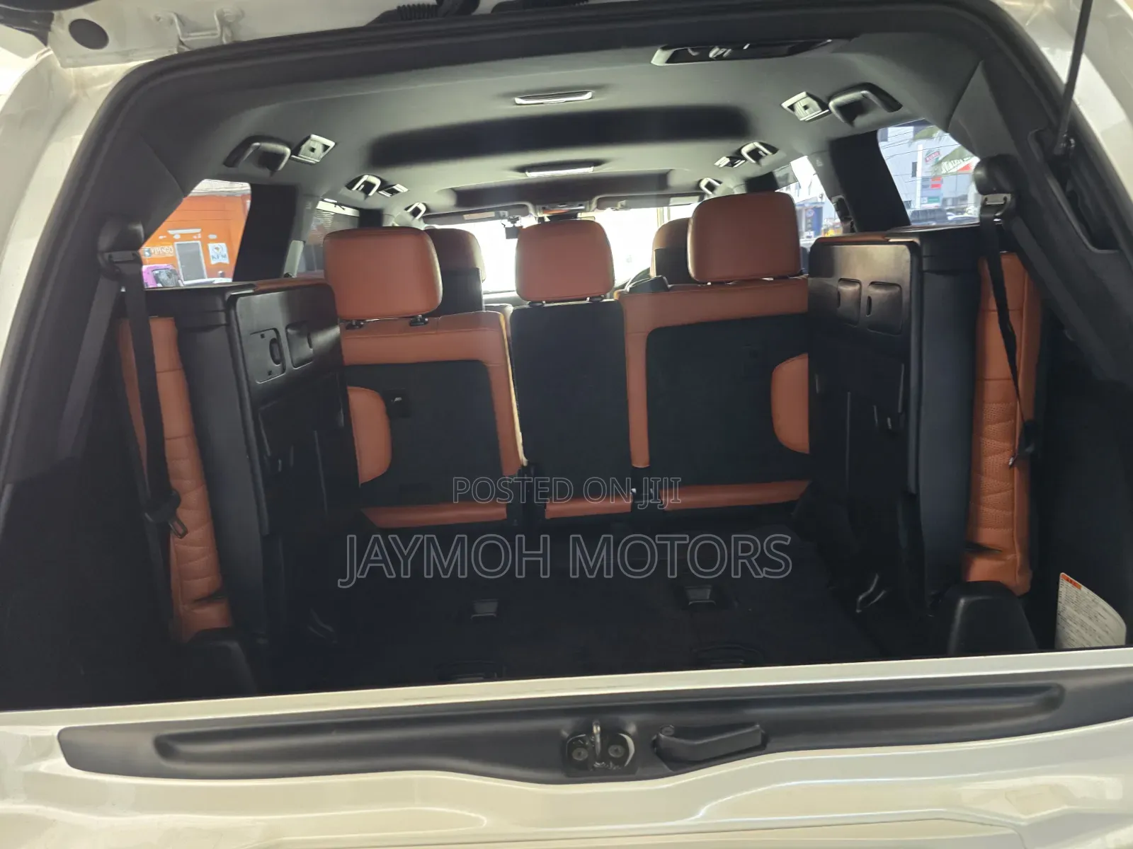 Lexus LX 2020 Pearl
