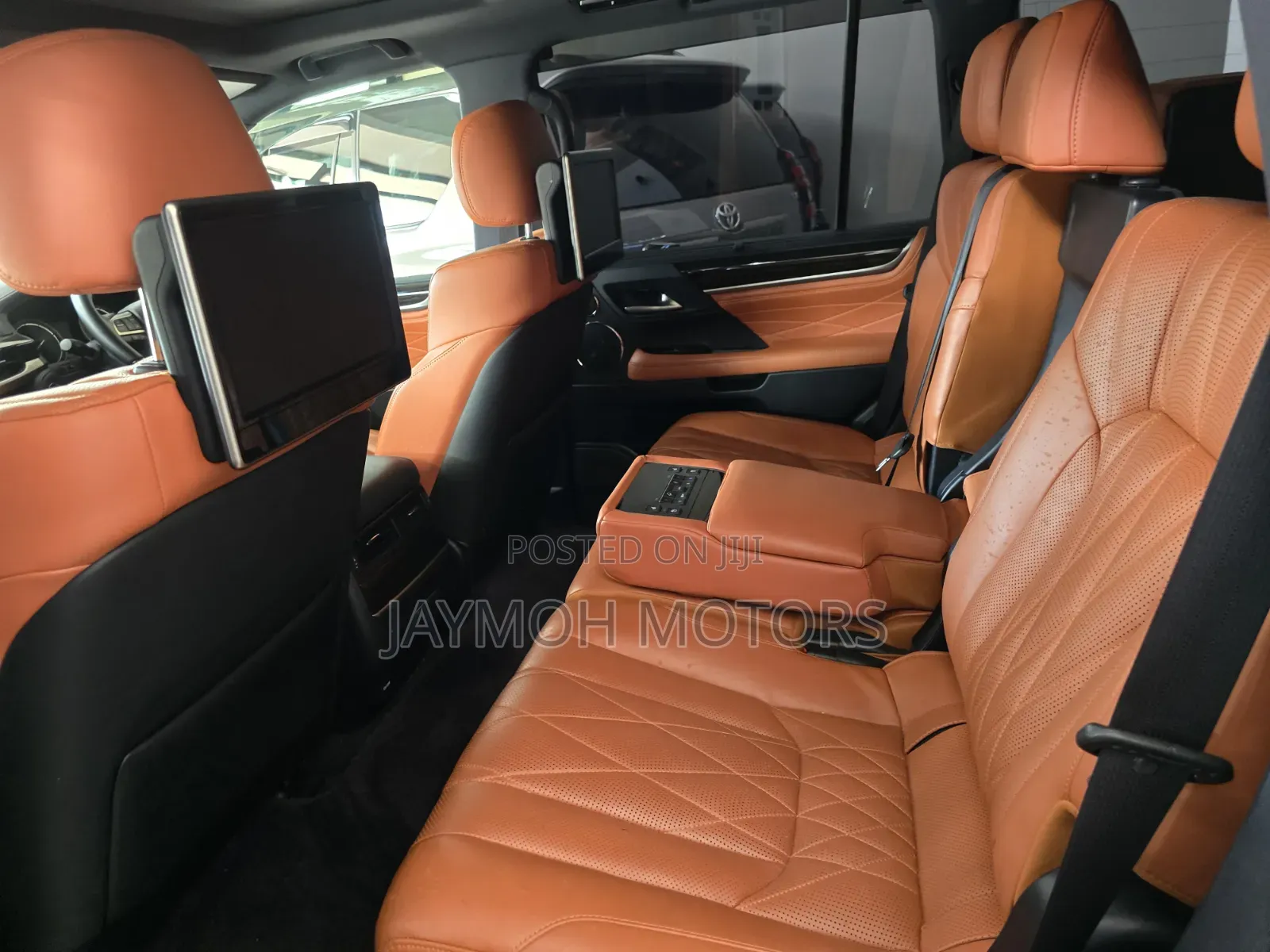Lexus LX 2020 Pearl