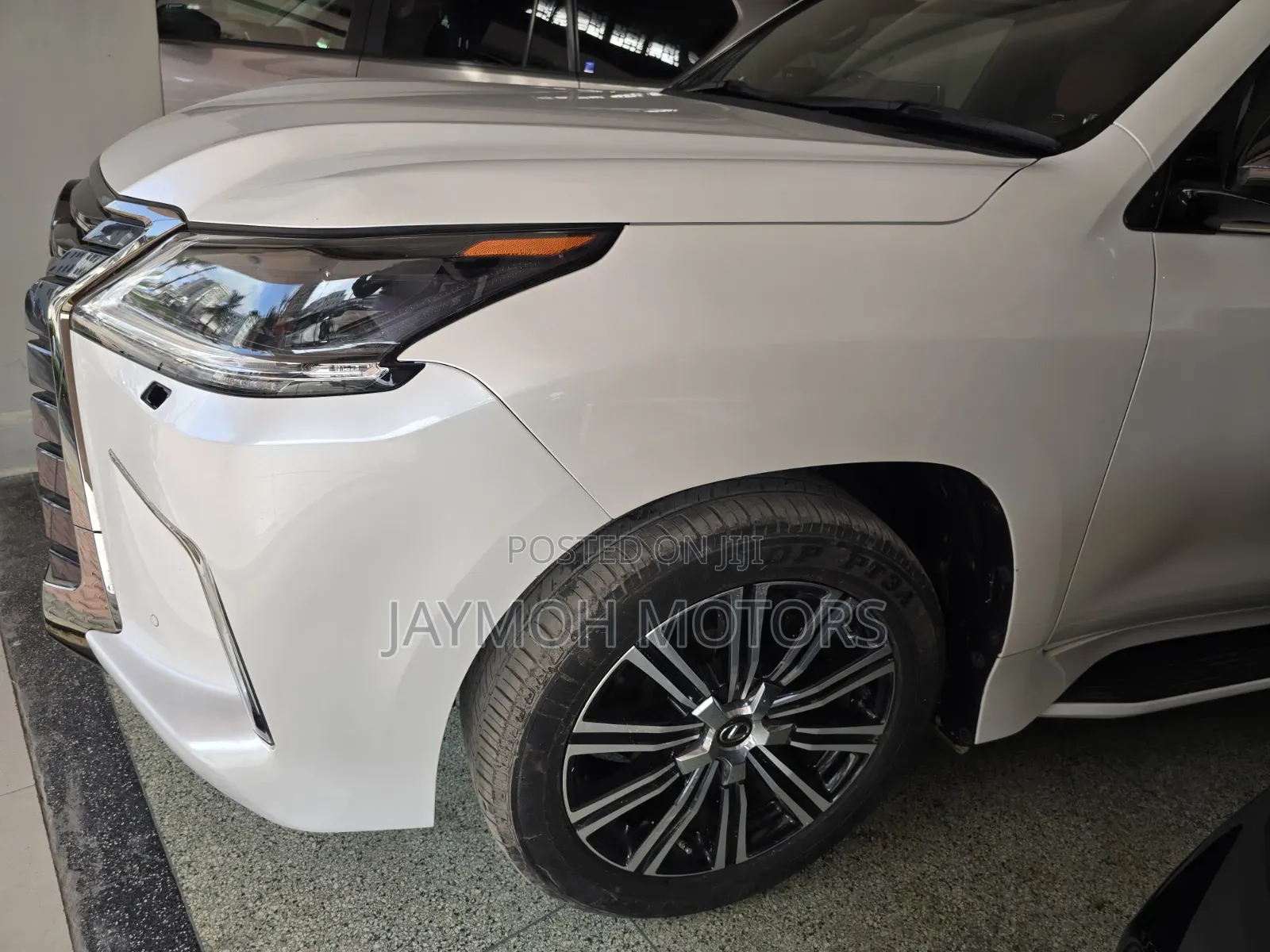 Lexus LX 2020 Pearl