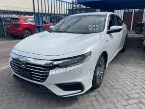 Honda Insight Touring 2019 White