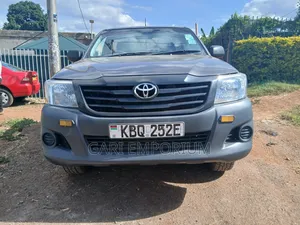 Toyota Hilux 2011 Gray