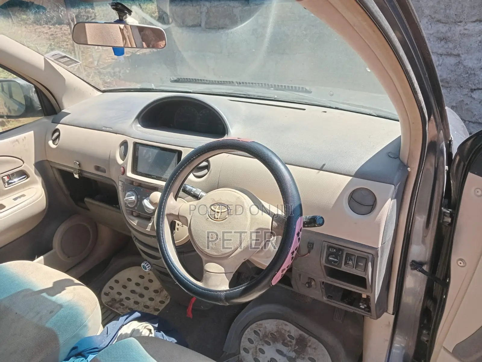Toyota Voxy 2012 Black