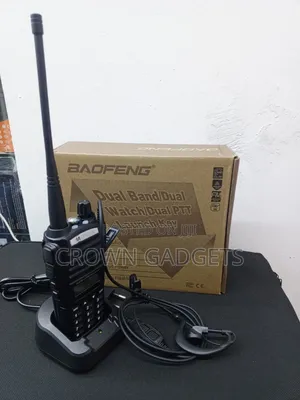 Baofeng Uv-82 Dual Band Walkie Talkie 5w Long Range Two-Way Radio |