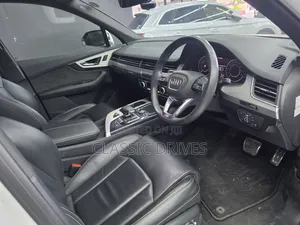Audi Q7 2019 White