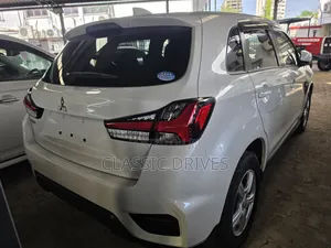 Mitsubishi RVR 2022 White