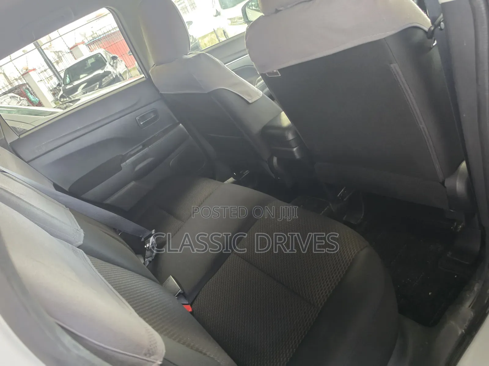 Mitsubishi RVR 2022 White