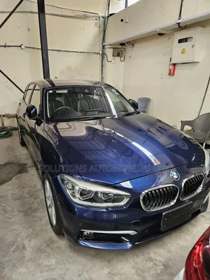 BMW 118i 2018 Blue
