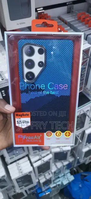 Blue Carbon Fiber-Style Phone Case With Magsafe