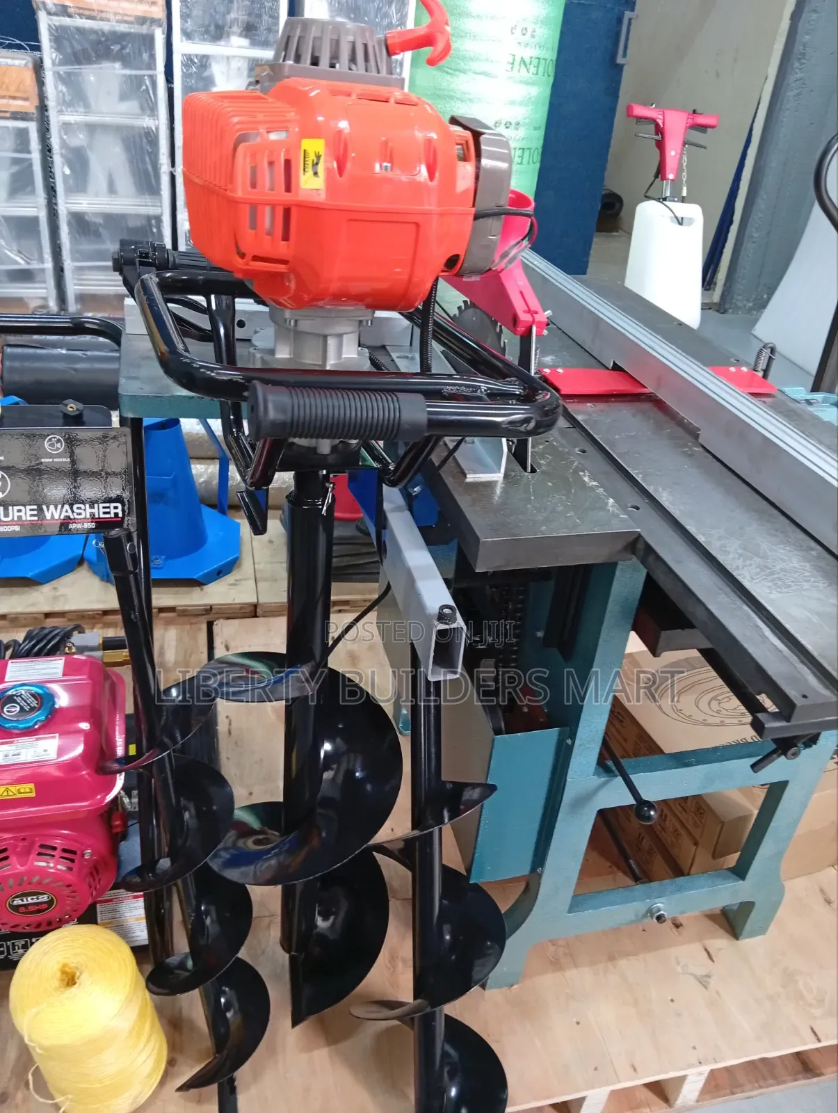 Hawking Earth Auger