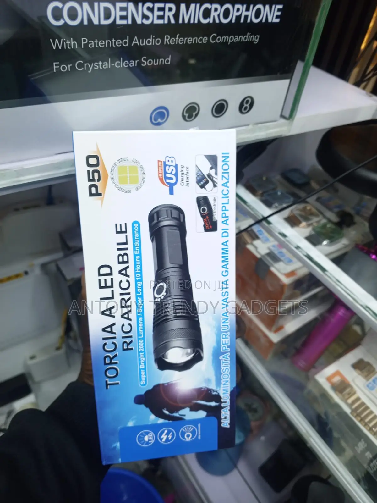 Torcia P50 Zoomable Led Torch With Usb Charging