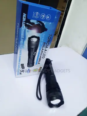 Torcia P50 High Power Rechargeable Flashlight 2000lm