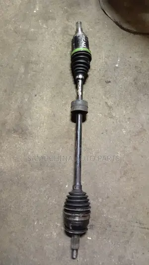 Drive Shaft Mitsubishi Mirage {Right}