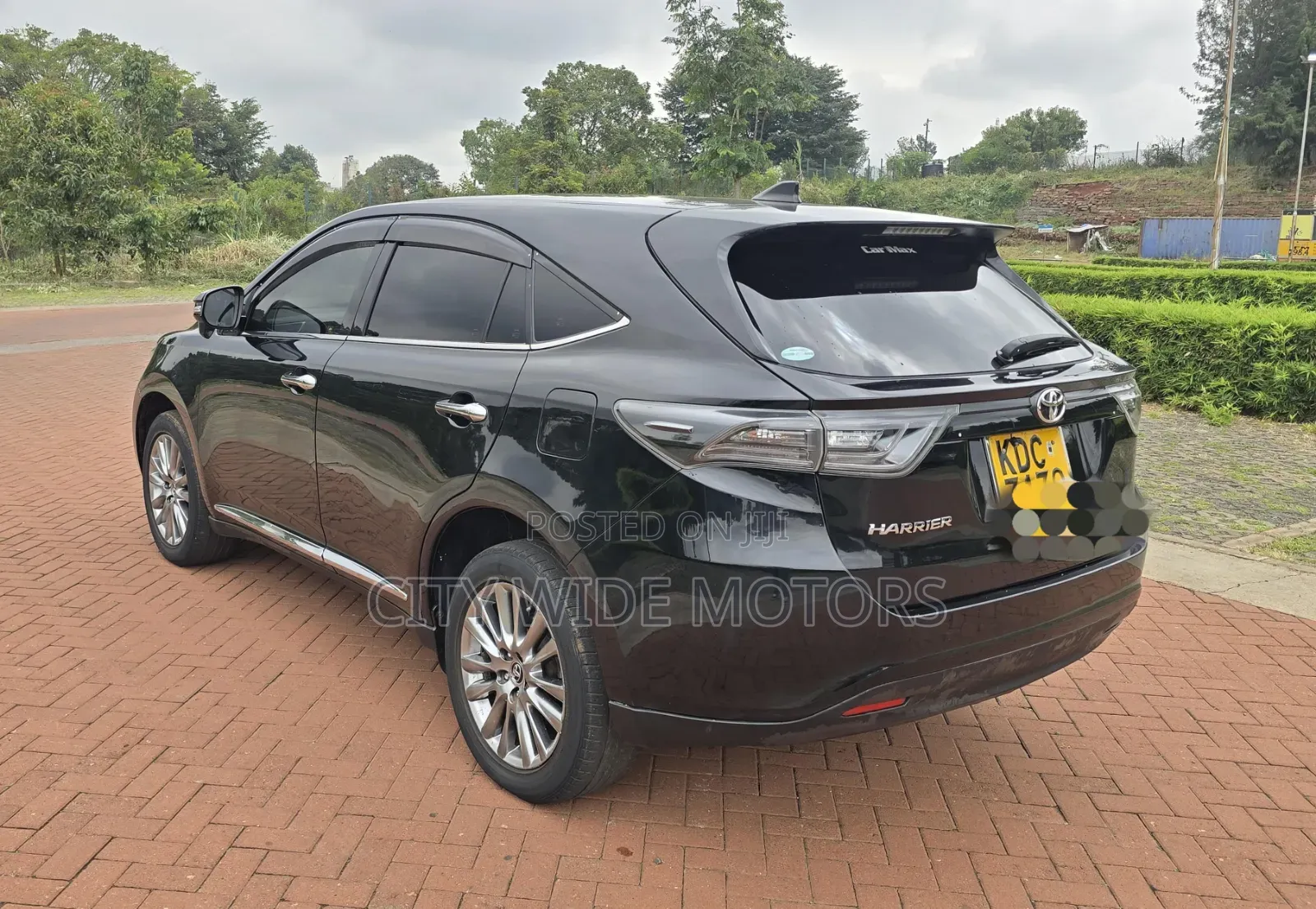 Toyota Harrier 2.0 2014 Black