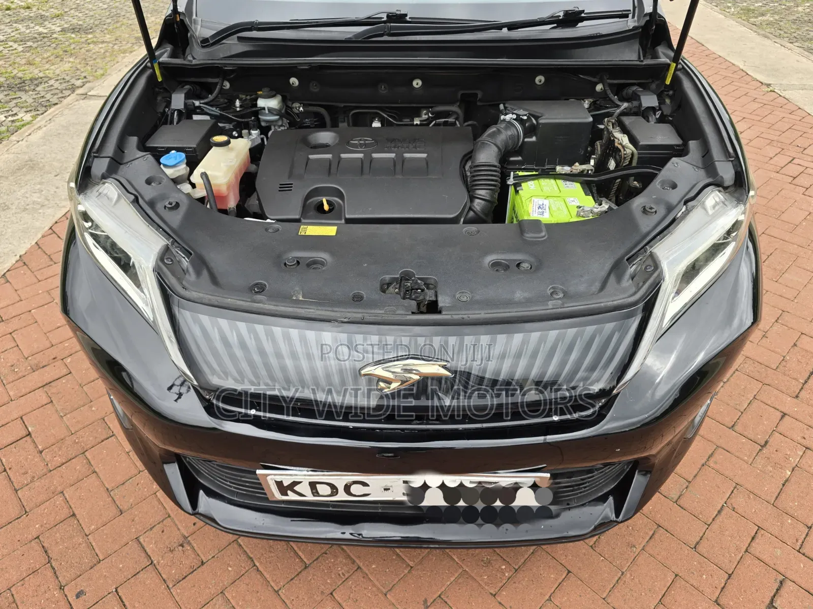Toyota Harrier 2.0 2014 Black