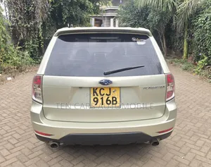 Subaru Forester 2009 Gold