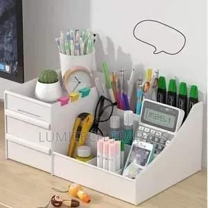 Medium Make-Up Organizer Storage Box