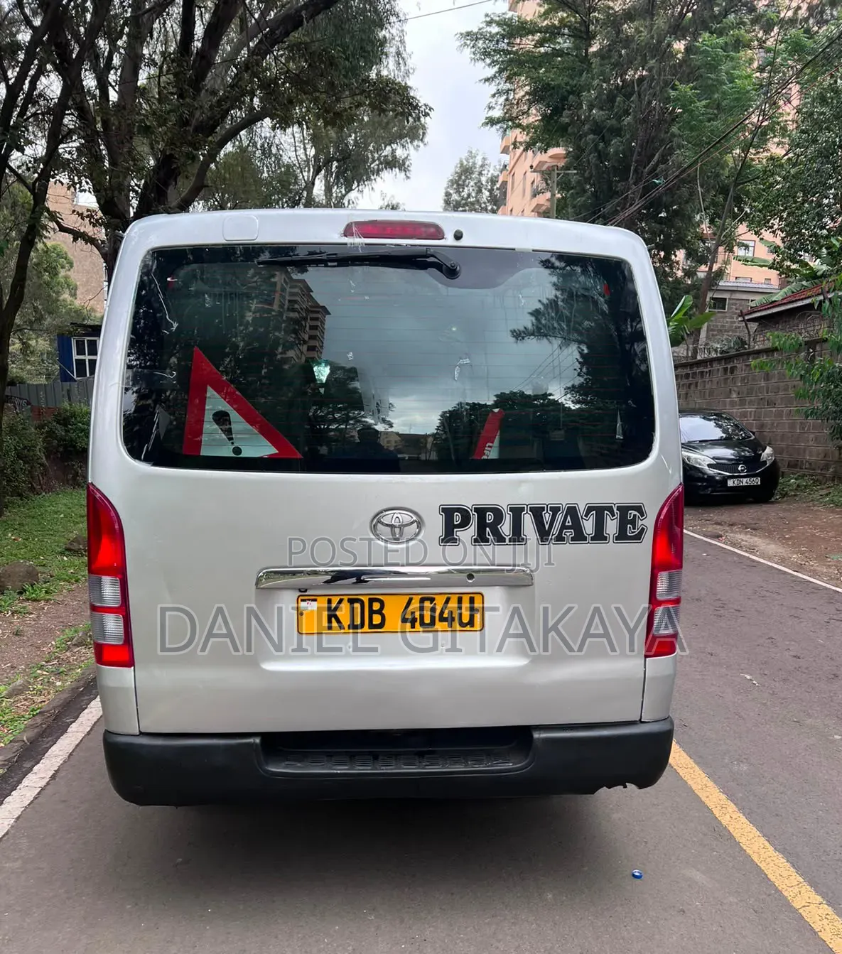 Toyota HiAce 2014 Silver