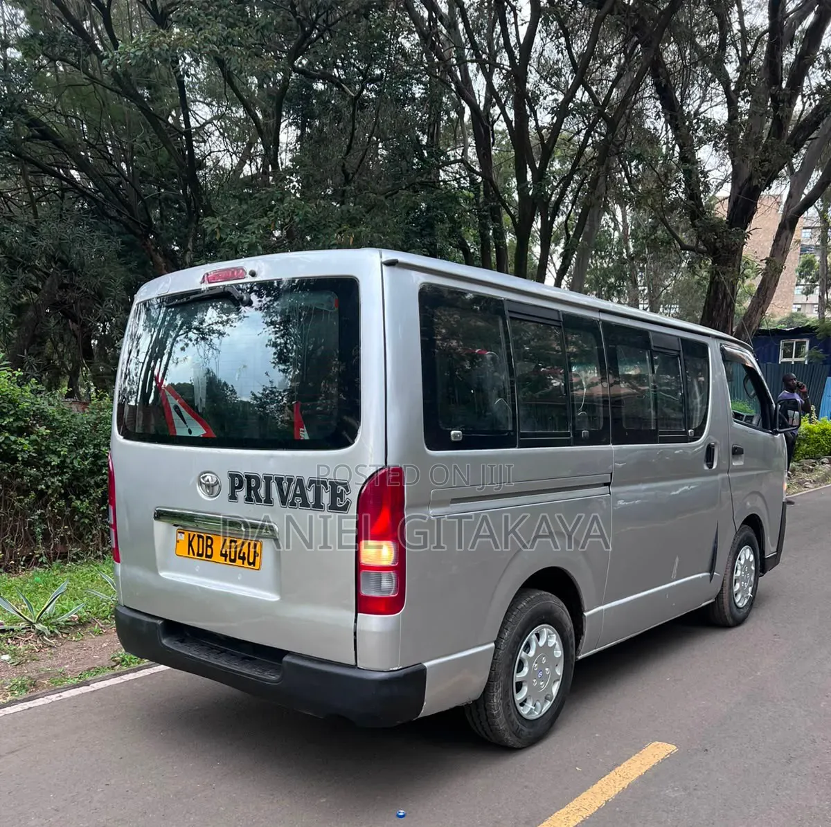 Toyota HiAce 2014 Silver