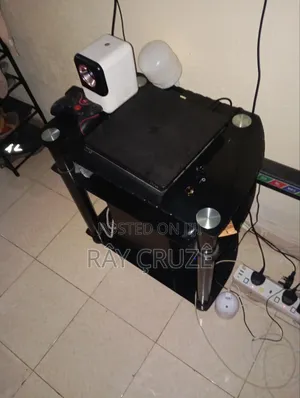 Tv Stand in Perfect Condition
