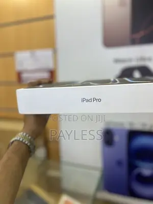 New Apple iPad Pro 256 GB Black
