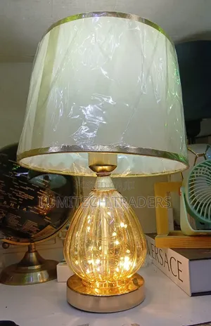 *Crystal Luxury Bedside Lamp Table