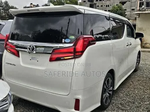 Toyota Alphard 2019 White