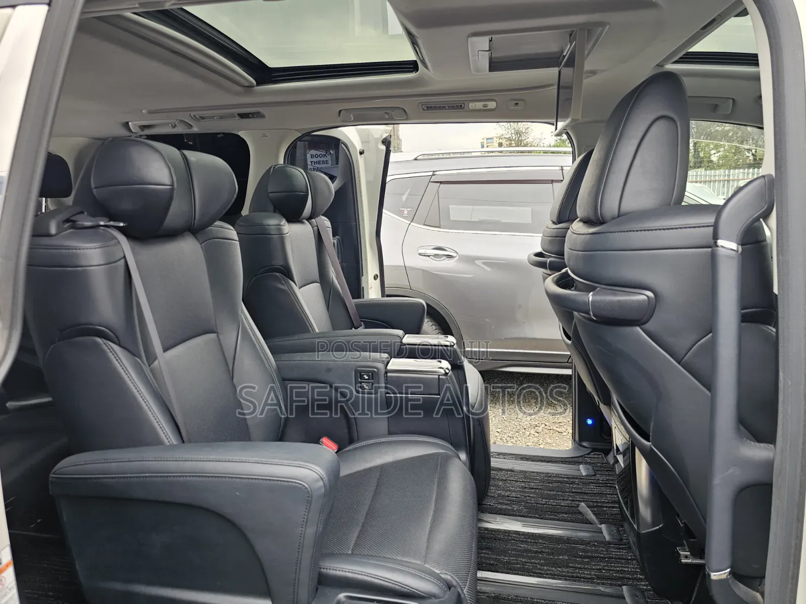 Toyota Alphard 2019 White