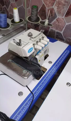 Professional Juki Industrial Overlock Sewing Machine