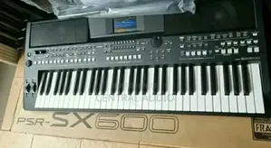 61keys Touch Sensitive PSR Sx600 Yamaha Piano