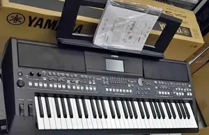 Original Yamaha Series PSR Sx 600 Keyboard Plus Adapters