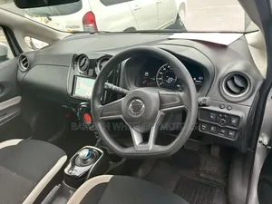 Nissan Note 2019 Silver