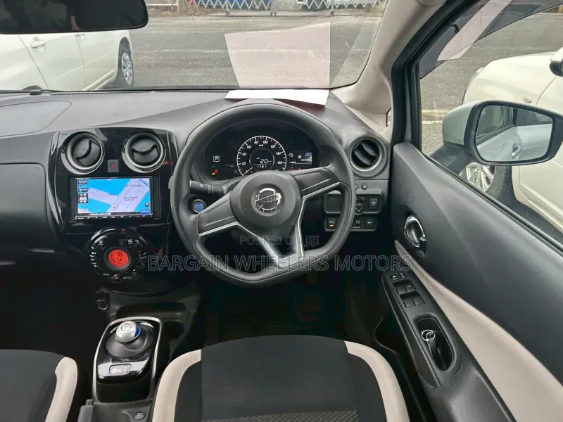 Nissan Note 2019 Silver