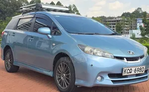 Toyota Wish 2011