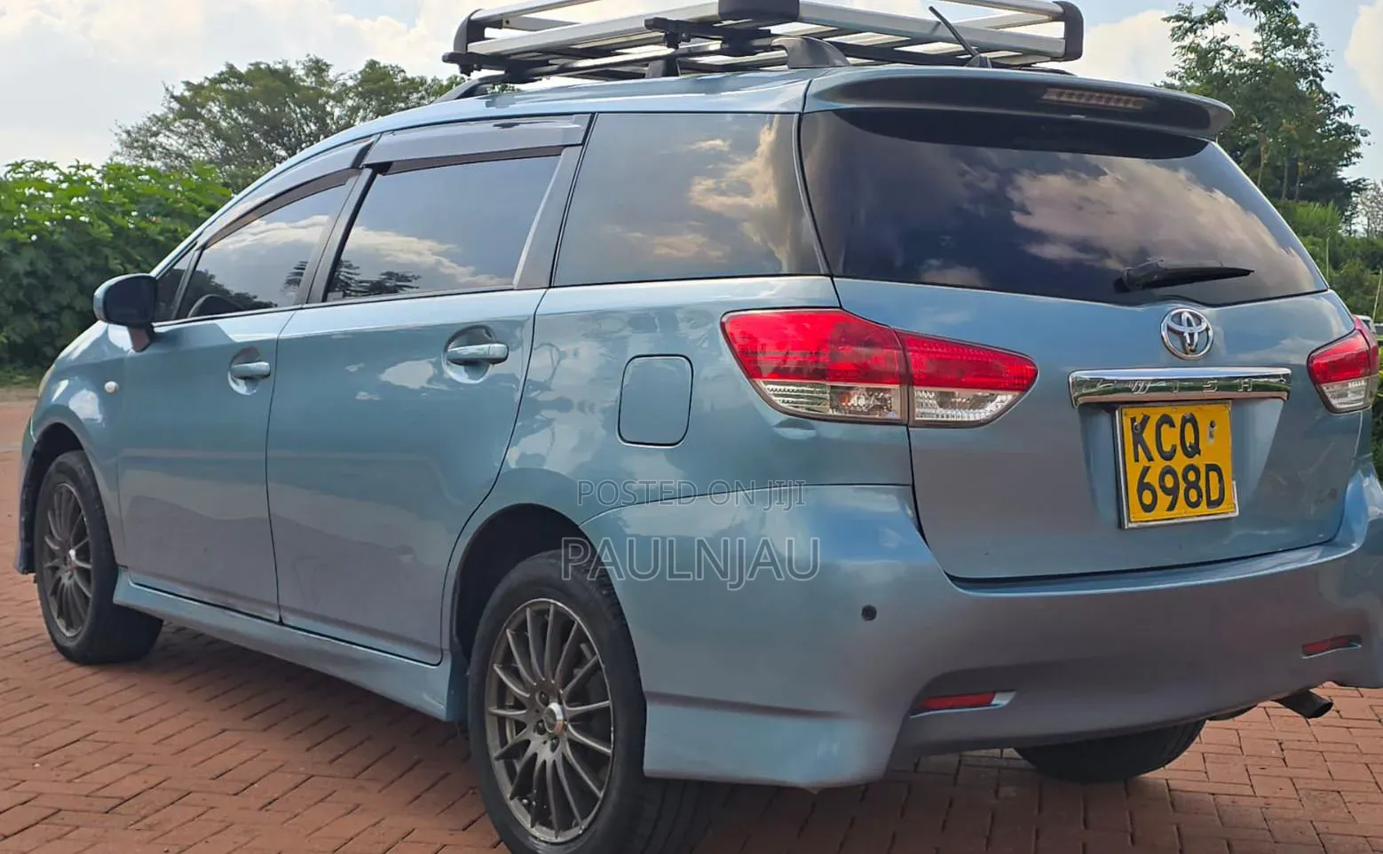Toyota Wish 2011