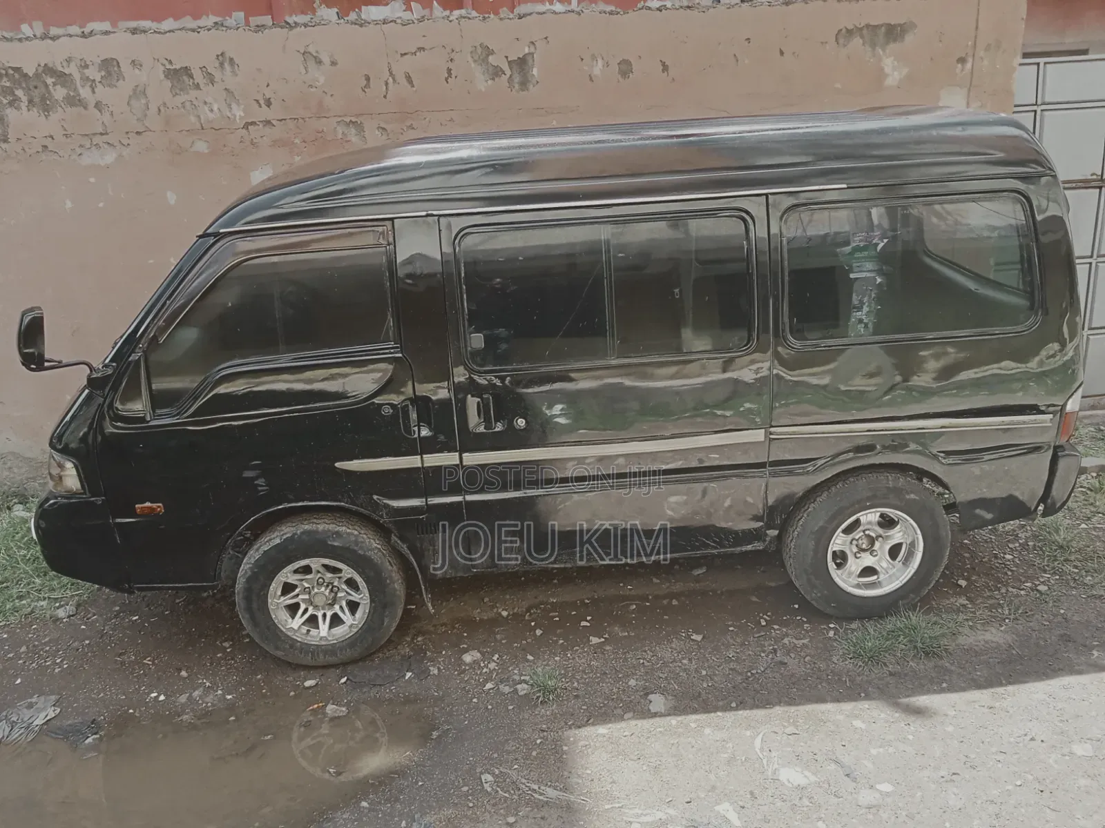 Nissan Vanette 2010 Black